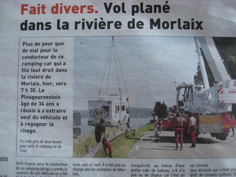 CC dans riviere de Morlaix 002.JPG